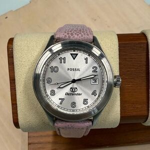 Fossil defender DEC1000 leather band new battery